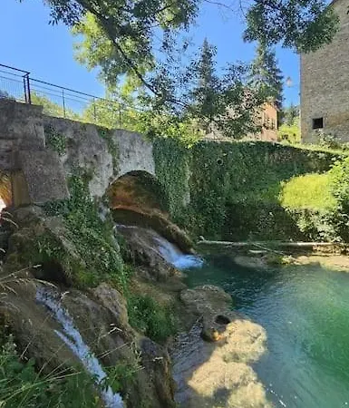 La Doucette Proche Des Cascades Salles-la-Source