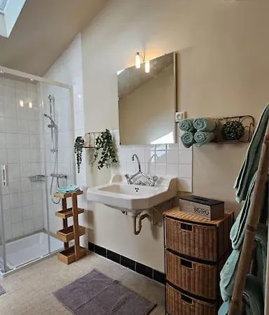 Maison La Doucette Et Son Exterieur Salles-la-Source