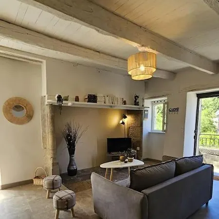 Maison La Doucette Et Son Exterieur * Salles-la-Source